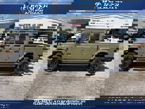 New 2025 Jeep Gladiator Sport image 9