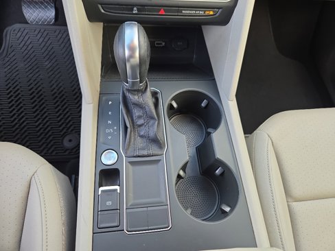 Used 2019 Volkswagen Atlas SE image 31