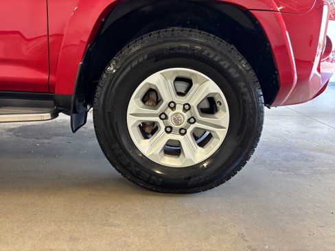 Used 2017 Toyota 4Runner SR5 image 28