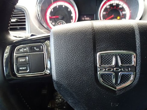 Used 2017 Dodge Grand Caravan SE image 16