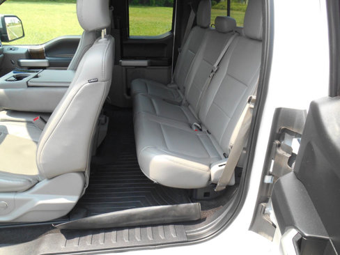Used 2016 Ford F150 Lariat image 4