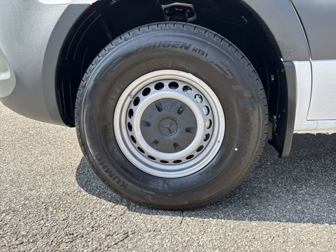 New 2025 Mercedes-Benz Sprinter 2500 image 8