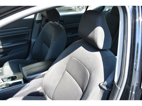 Used 2024 Nissan Altima 2.5 SV image 27