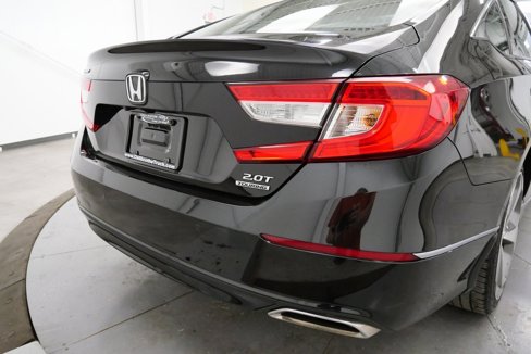 Used 2020 Honda Accord Touring image 9