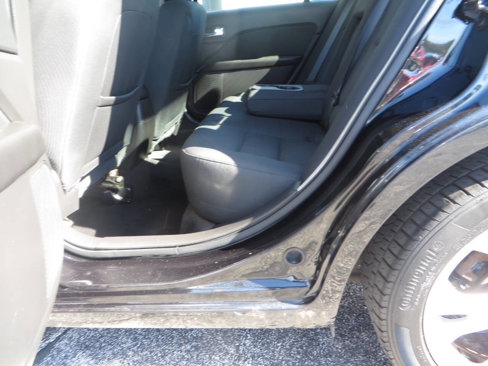 Used 2012 Ford Fusion SE image 13