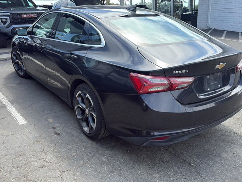 Used 2022 Chevrolet Malibu LT image 4