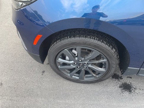 Used 2022 Chevrolet Equinox RS image 24