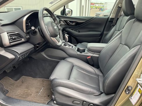Used 2024 Subaru Outback Limited image 2