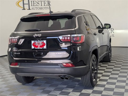 Used 2022 Jeep Compass Limited image 7