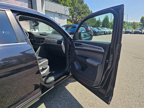 Used 2022 Volkswagen Atlas Cross Sport SE image 10