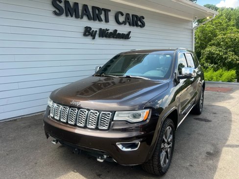 Used 2017 Jeep Grand Cherokee Overland w/ Jeep Active Safety Group image 1