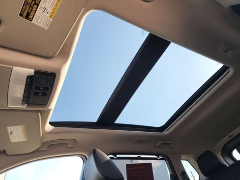 Certified 2021 Nissan Rogue SV w/ Premium Package image 16