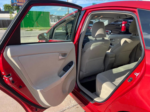 Used 2011 Toyota Prius One image 12