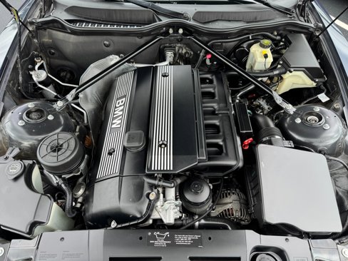 Used 2003 BMW Z4 2.5i image 30