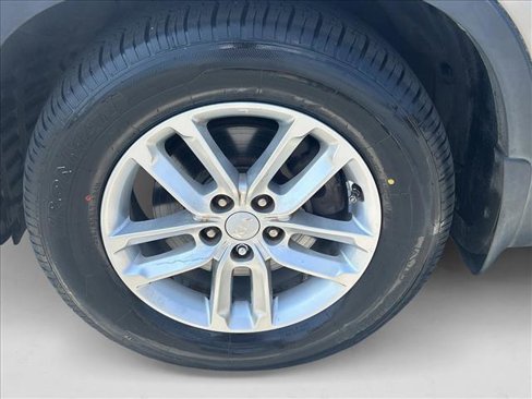 Used 2014 Kia Sorento LX image 18