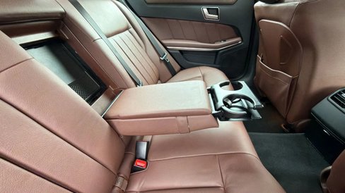 Used 2014 Mercedes-Benz E 350 Sedan image 28