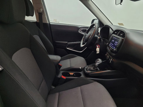 Used 2022 Kia Soul LX w/ Technology Package image 21