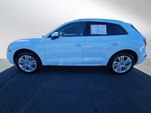 Used 2018 Audi Q5 Prestige w/ Prestige Package image 4