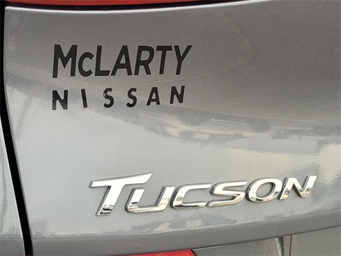 Used 2019 Hyundai Tucson SE image 14