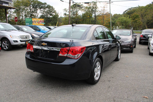 Used 2015 Chevrolet Cruze LT w/ Technology Package image 8