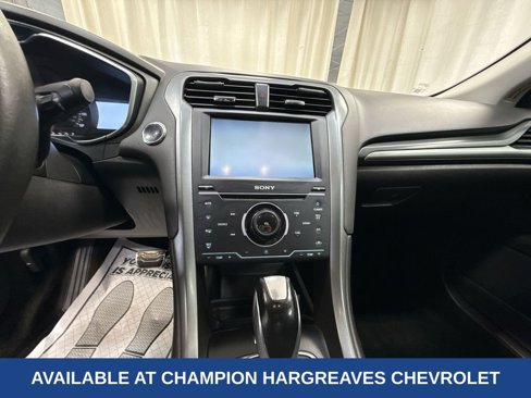 Used 2014 Ford Fusion Titanium image 14