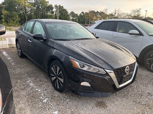 Used 2022 Nissan Altima 2.5 SV image 1