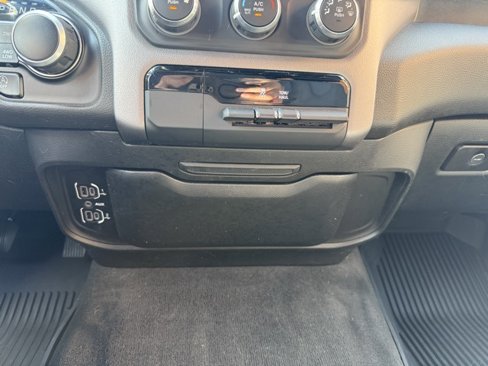 Used 2022 RAM 1500 Big Horn image 33