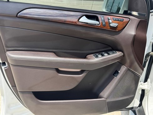 Used 2018 Mercedes-Benz GLE 350 4MATIC image 13
