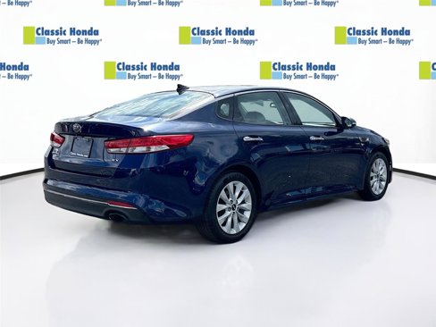 Used 2018 Kia Optima EX w/ Premium Package image 8