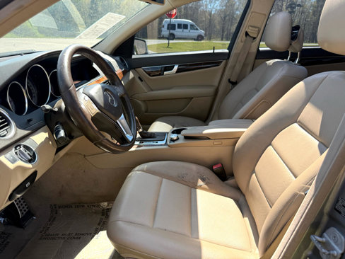 Used 2012 Mercedes-Benz C 250 Sedan image 18