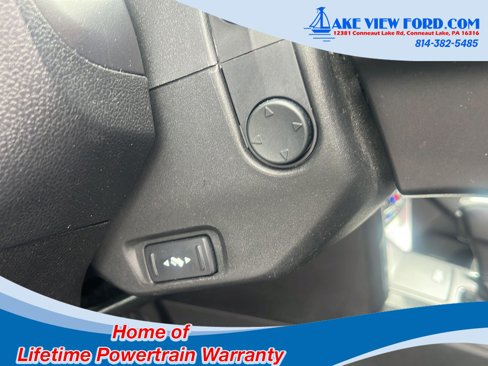 Used 2017 Ford Explorer Limited image 21