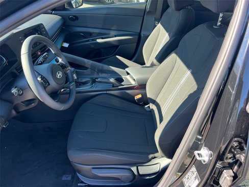New 2025 Hyundai Elantra Sport w/ Cargo Package image 9