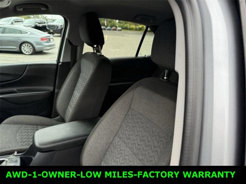 Used 2024 Chevrolet Equinox LT image 11