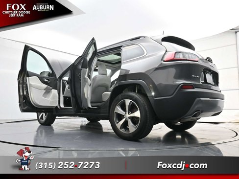 Used 2022 Jeep Cherokee Limited w/ Mopar Interior Package image 36