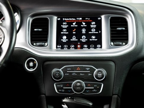 Used 2019 Dodge Charger SXT w/ Blacktop Package image 22
