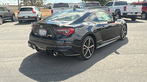 Used 2019 Toyota 86 image 3