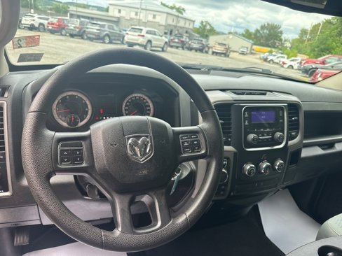 Used 2017 RAM 1500 Express image 16