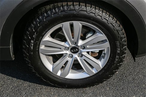 Used 2018 Kia Sportage LX image 12