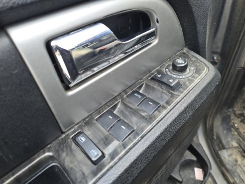 Used 2016 Ford Expedition Limited image 14