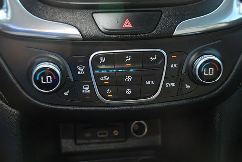 Used 2019 Chevrolet Equinox Premier image 15