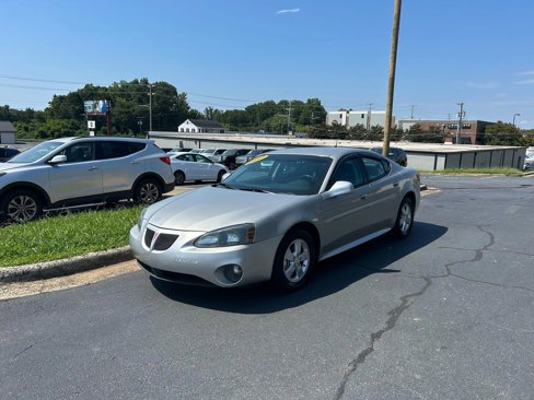 Used 2007 Pontiac Grand Prix w/ Sun And Sound Package image 4