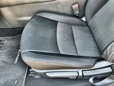 Used 2022 Nissan Sentra SV image 25