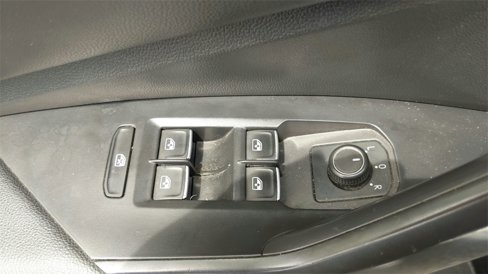 Used 2021 Volkswagen Jetta S image 16