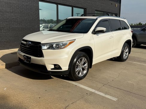 Used 2015 Toyota Highlander XLE image 16