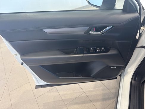 Used 2017 MAZDA CX-5 Touring w/ Preferred Equipment Package image 9