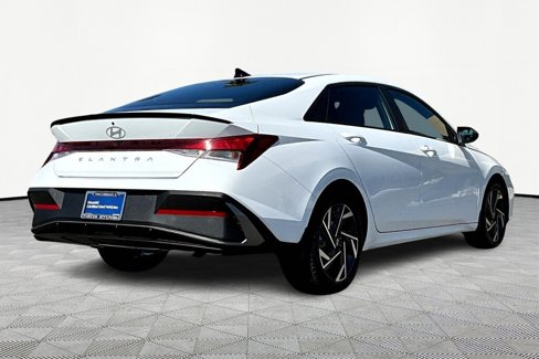 Certified 2025 Hyundai Elantra Sport image 2