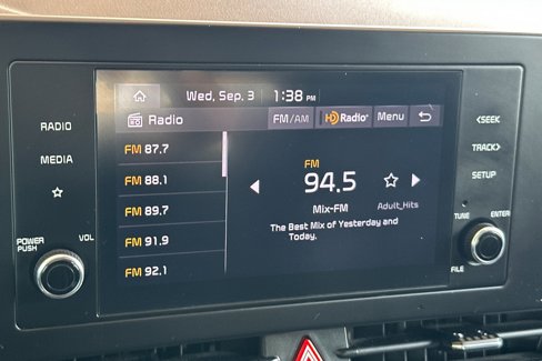 Used 2023 Kia Sportage LX image 18