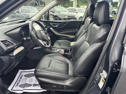 Used 2023 Subaru Forester Limited image 11