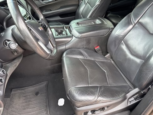 Used 2015 Cadillac Escalade ESV Platinum image 2