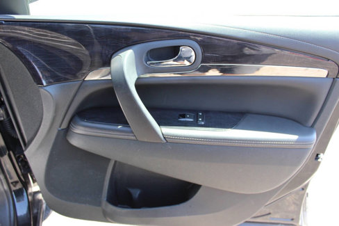 Used 2015 Buick Enclave Leather w/ Trailering Package image 11